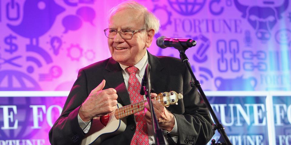 完璧なタイミングで株を手放したウォーレン・バフェットに、ネットは称賛の嵐